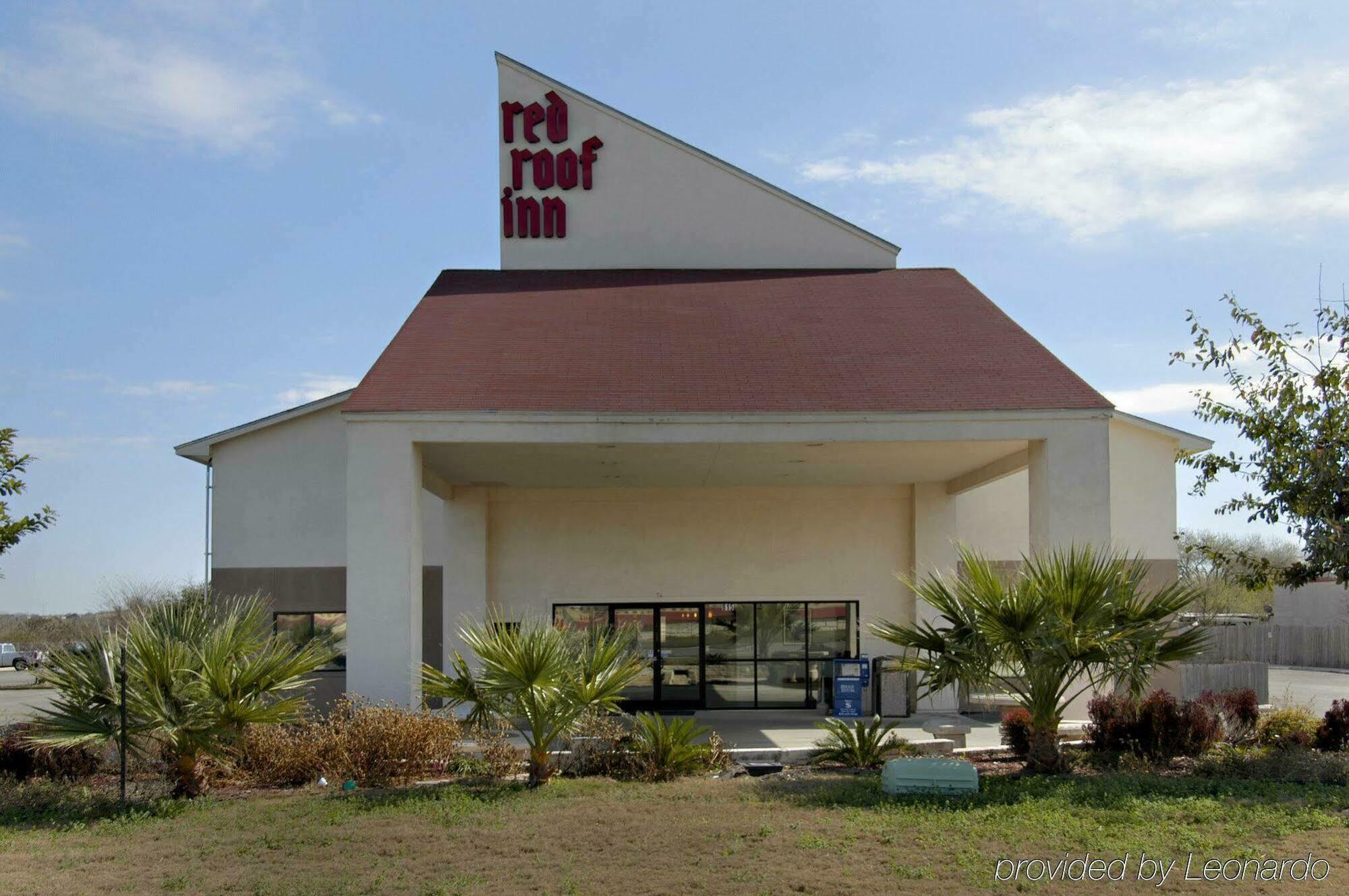 Super 8 By Wyndham New Braunfels I-35 Hotell Exteriör bild